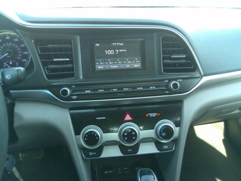 2019 Hyundai Elantra