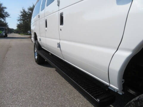 2014 Ford E-Series E-350 SD XLT