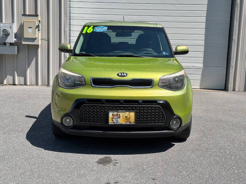 2016 Kia Soul +