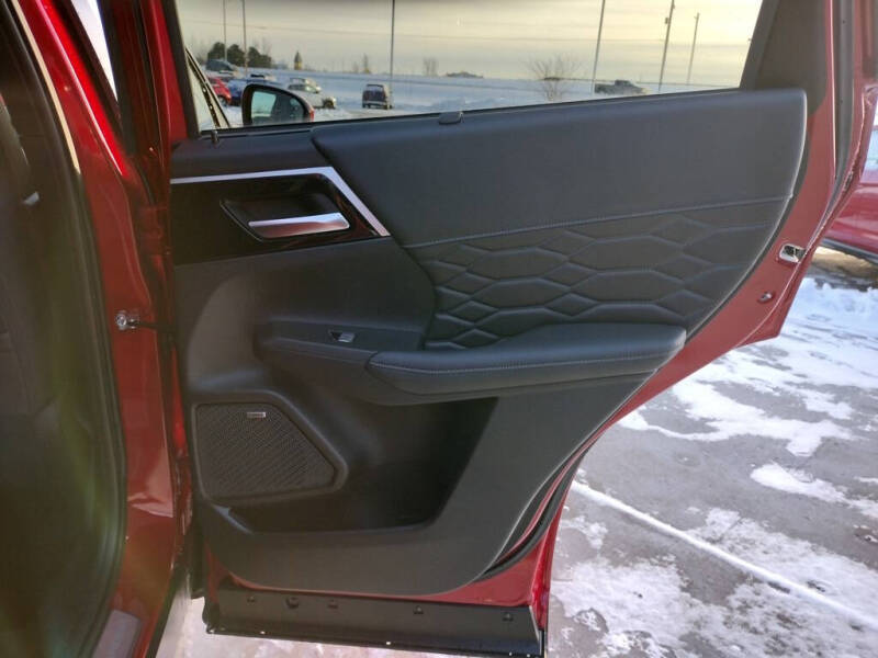 2026 Mitsubishi Outlander SEL