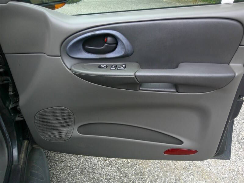 2004 Chevrolet TrailBlazer EXT