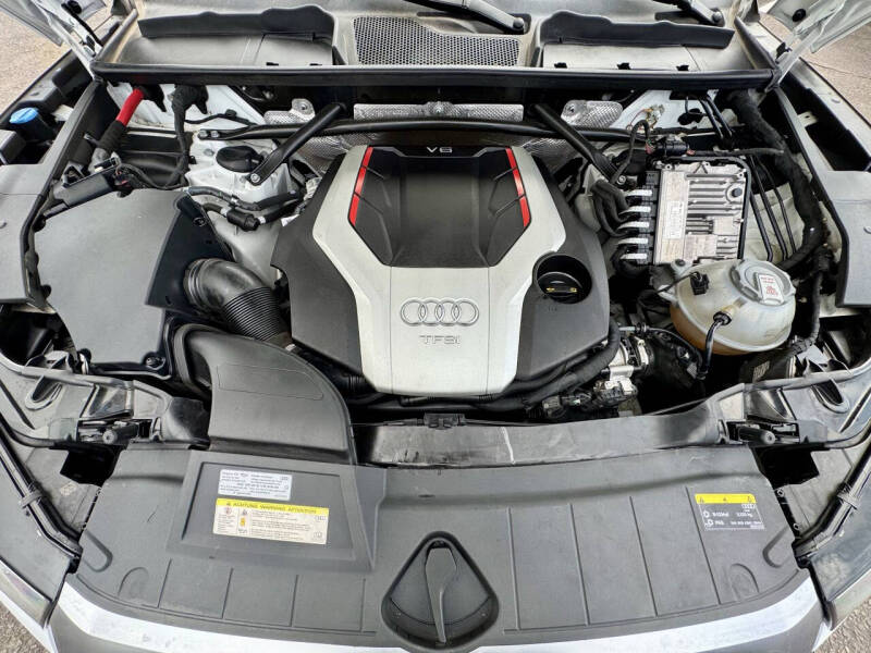 2019 Audi SQ5 3.0T quattro Premium Plus