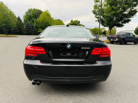 2012 BMW 3 Series 328i