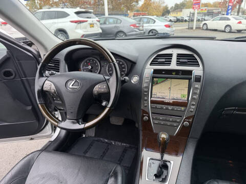 2011 Lexus ES 350