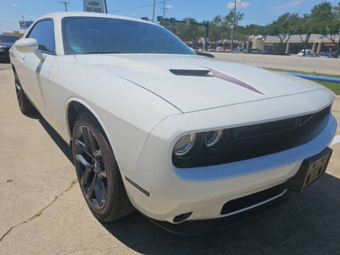 2019 Dodge Challenger SXT