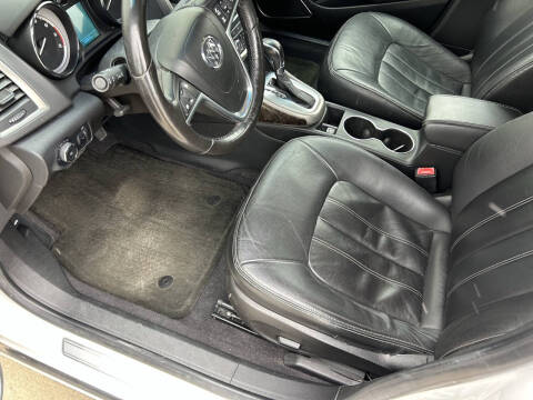 2012 Buick Verano Leather Group