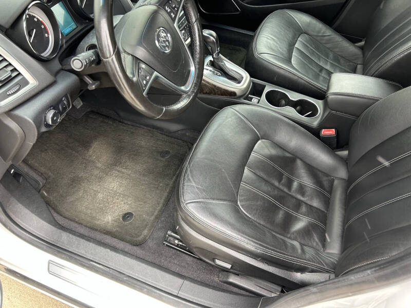 2012 Buick Verano Leather Group