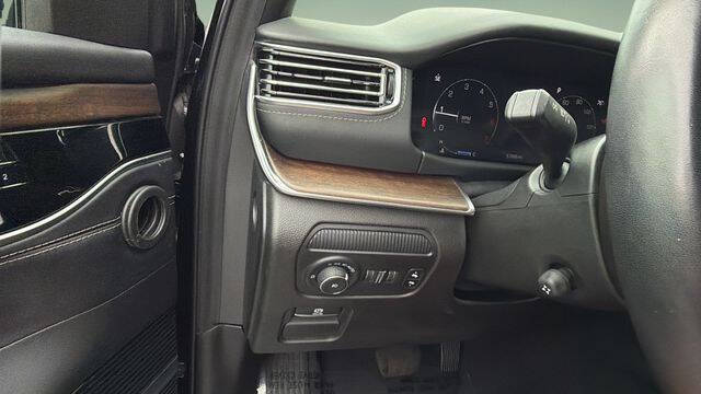 2024 Jeep Grand Wagoneer L