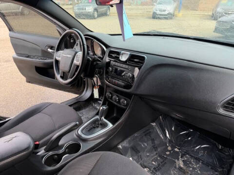 2012 Chrysler 200 Touring