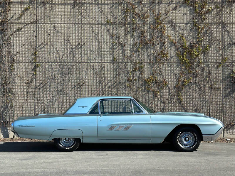 1963 Ford Thunderbird