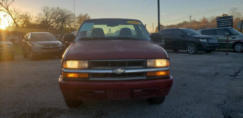 2000 Chevrolet S-10 LS