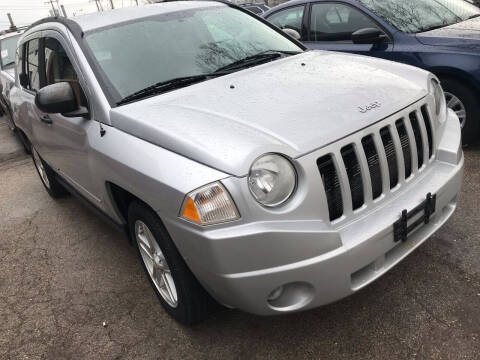 2009 Jeep Compass for sale at Square Business Automotive in Milwaukee WI
