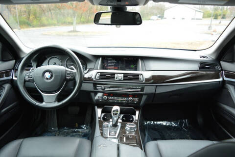 2016 BMW 5 Series 528i