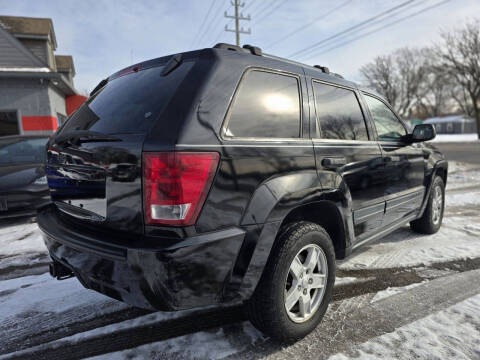 2005 Jeep Grand Cherokee Laredo