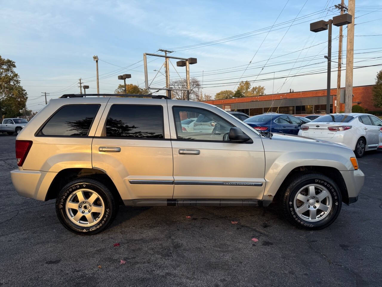 2010 Jeep Grand Cherokee for sale at AVS AUTO GROUP LLC in CLEVELAND, OH