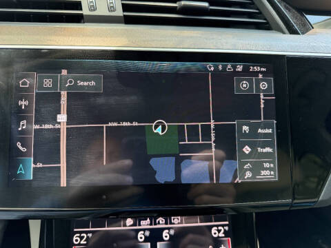 2019 Audi e-tron quattro Premium Plus