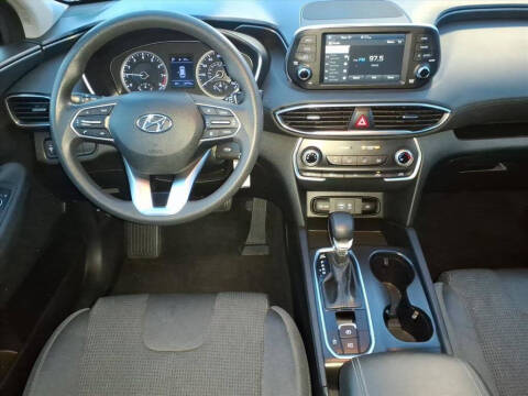 2020 Hyundai Santa Fe SE