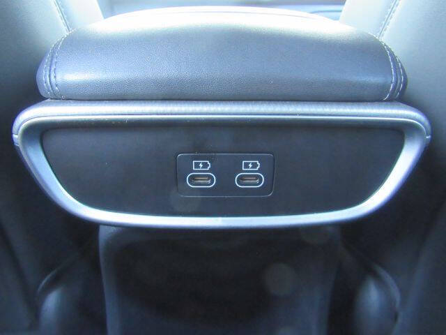 2024 Genesis GV60 Standard