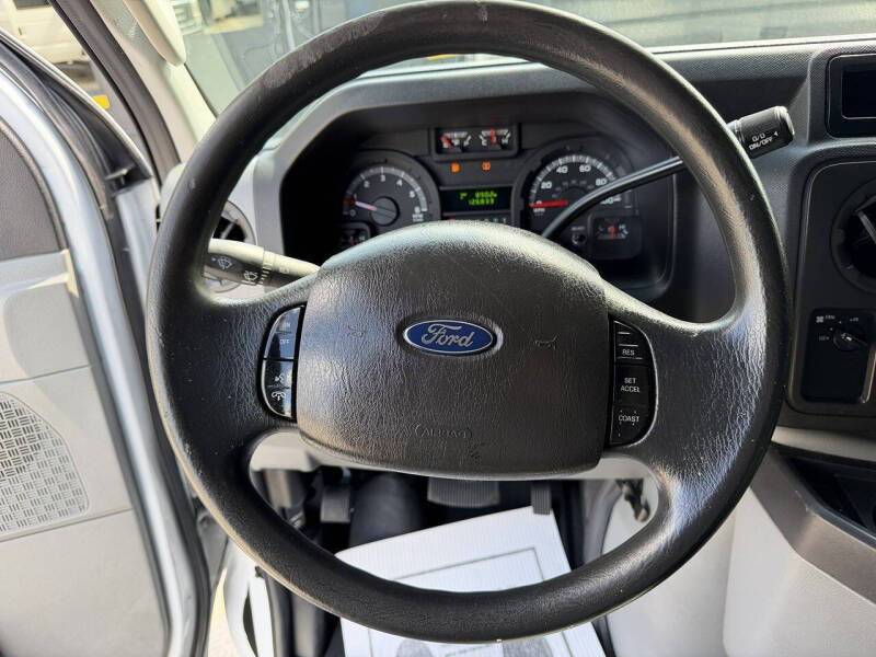 2013 Ford E-Series