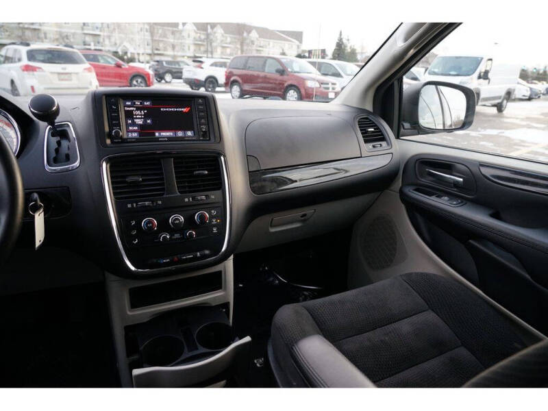 2017 Dodge Grand Caravan SE