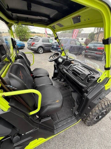 2021 Can-Am Defender X MR