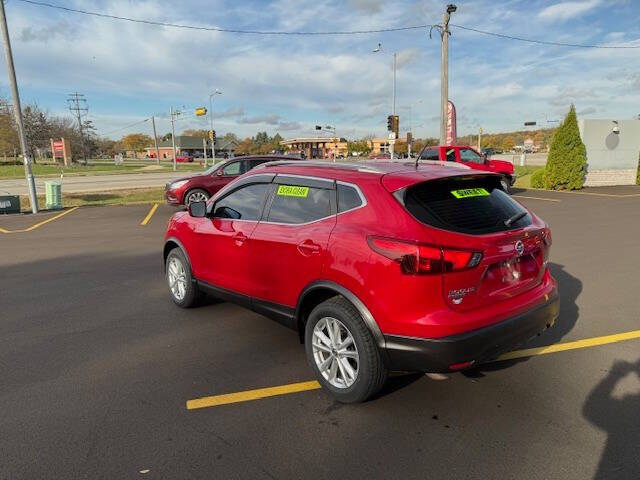2017 Nissan Rogue Sport SV
