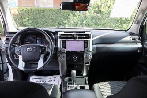 2022 Toyota 4Runner SR5