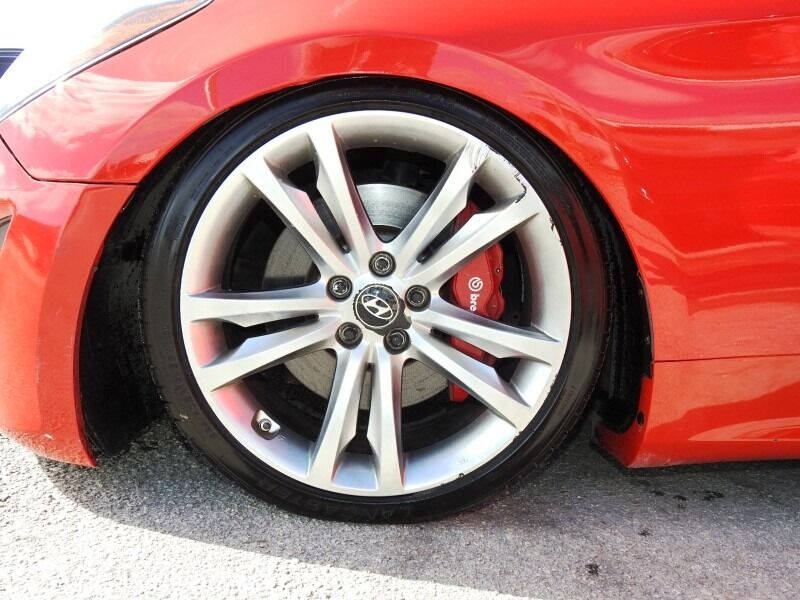 2013 Hyundai Genesis Coupe  - $13,900