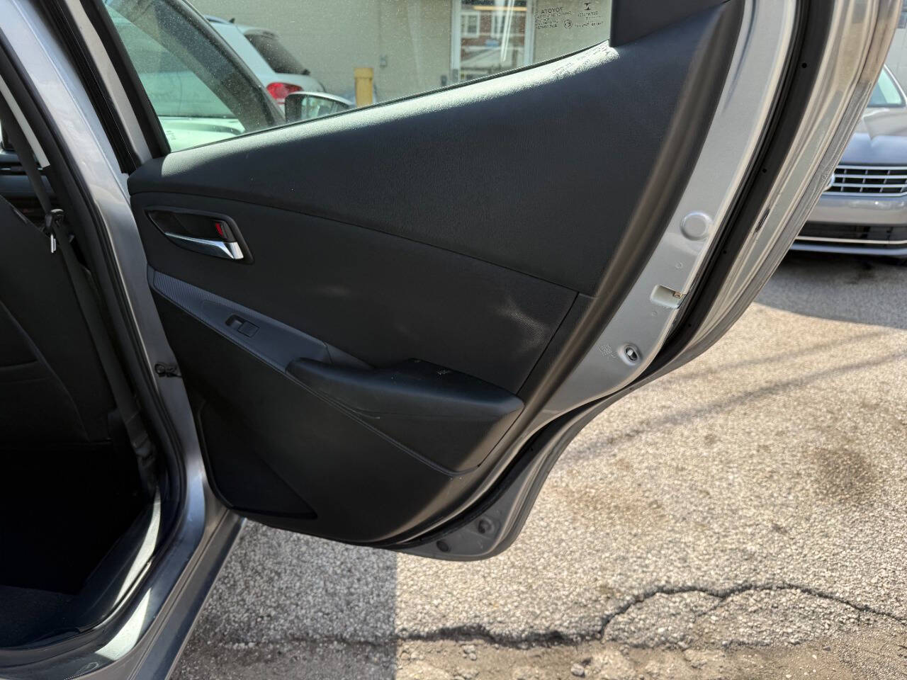 Gray 2016 Scion iA Base 4dr Sedan 6A 28