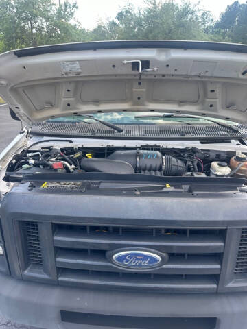 2011 Ford E-Series E-250