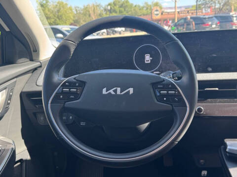 2024 Kia EV6 Light