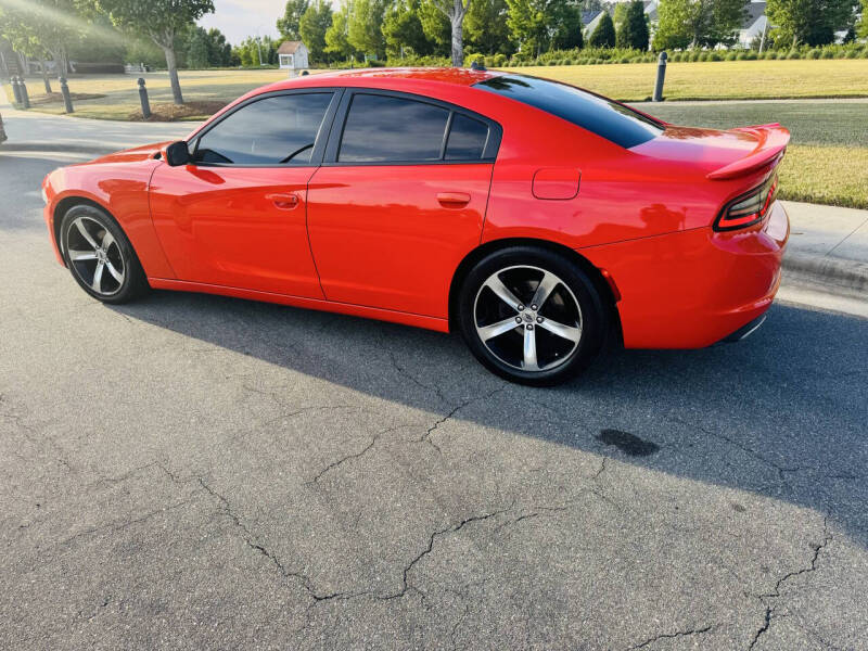 2017 Dodge Charger SE