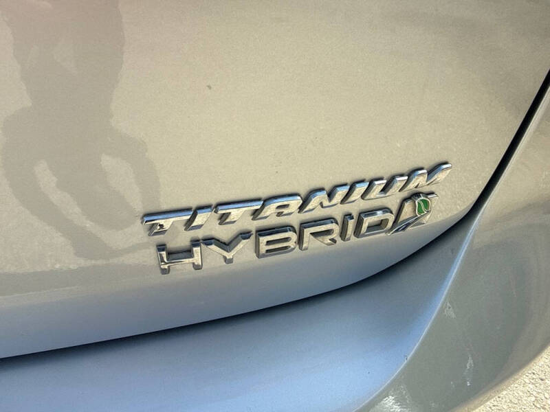 2017 Ford C-MAX Hybrid Titanium