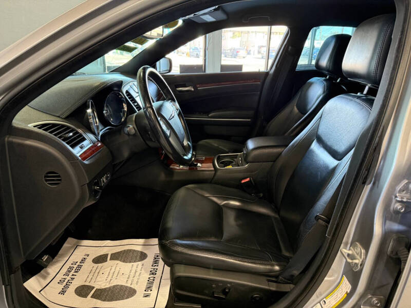2013 Chrysler 300
