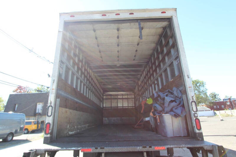 2015 Freightliner M2 106