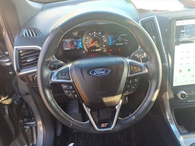 2022 Ford Edge ST