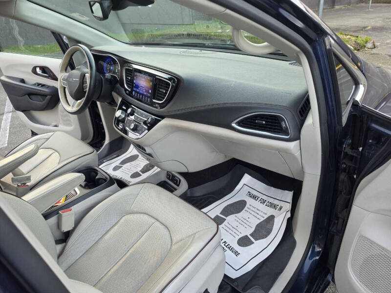 2017 Chrysler Pacifica Limited