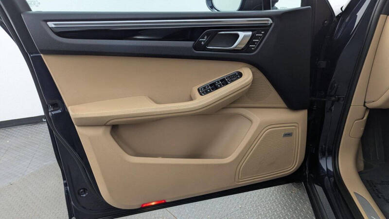 2019 Porsche Macan S