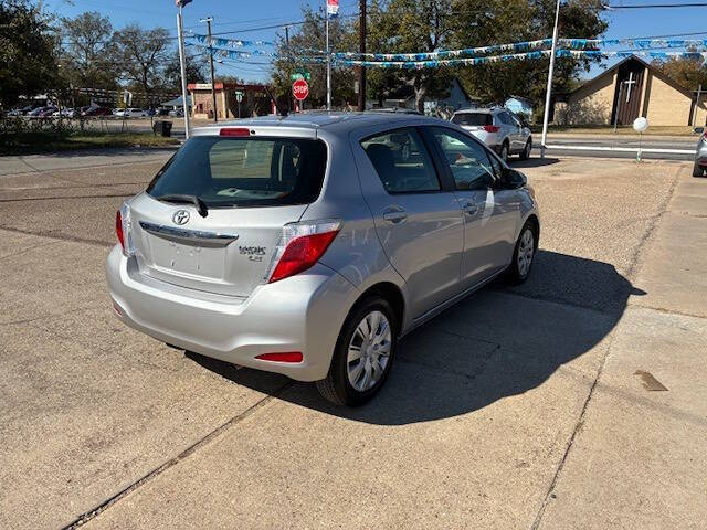 2014 Toyota Yaris 5-Door LE