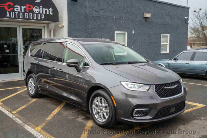 2022 Chrysler Pacifica Touring L