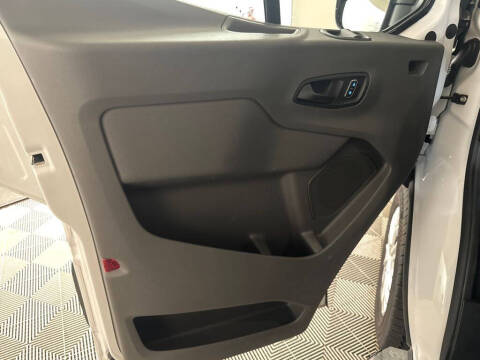 2025 Ford Transit