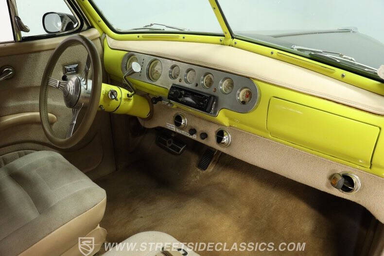 1946 Ford Deluxe