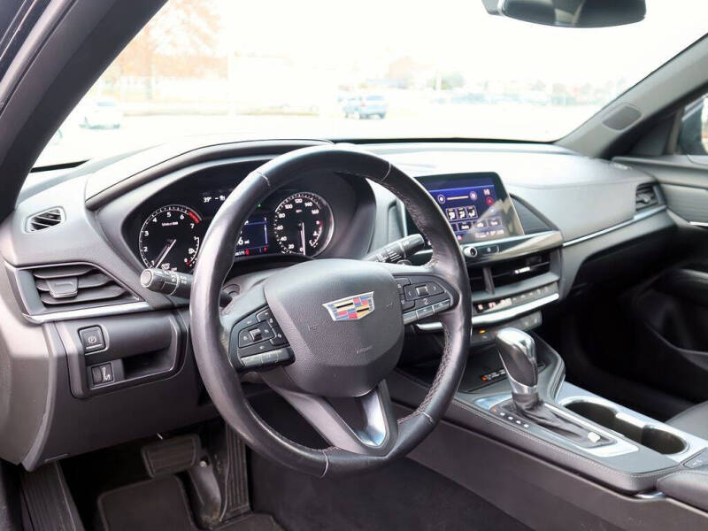 2024 Cadillac CT4 Premium Luxury