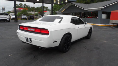 2014 Dodge Challenger SXT
