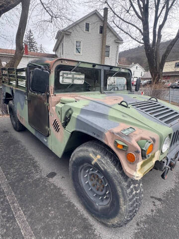 2004 AM General HMMWV