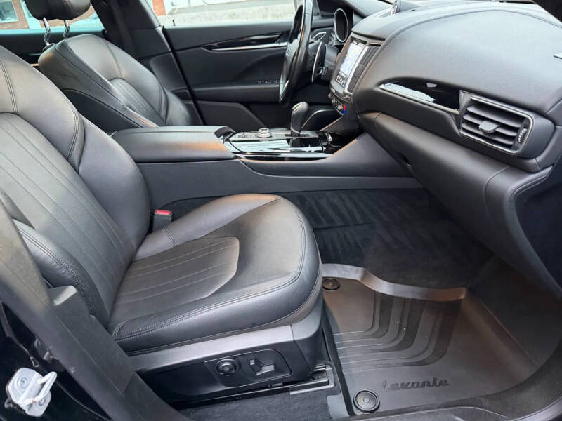 2018 Maserati Levante S