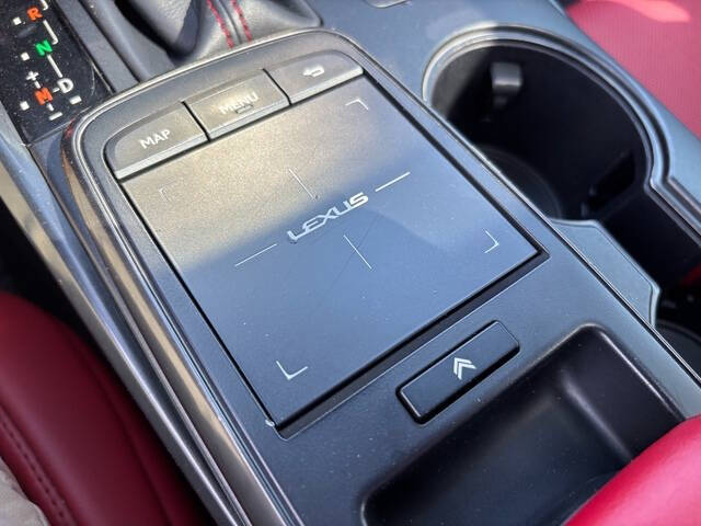 2023 Lexus IS 350 26