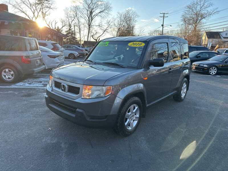 Honda Element's photo