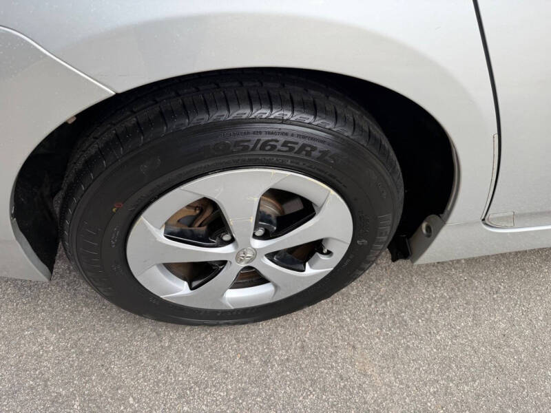 2014 Toyota Prius Two