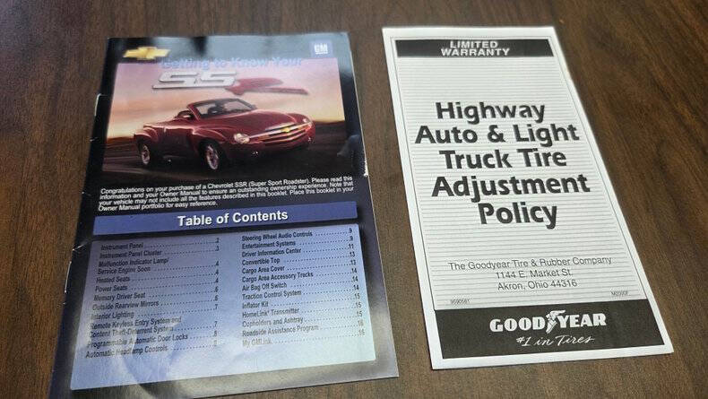 2004 Chevrolet SSR LS